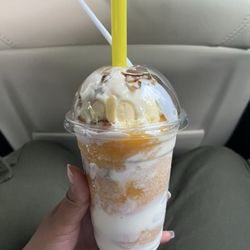 Hakuna Matata - Mango dream -- I think? (I always forget what it's called until I see the menu)