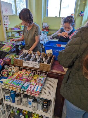 Hana Market by null