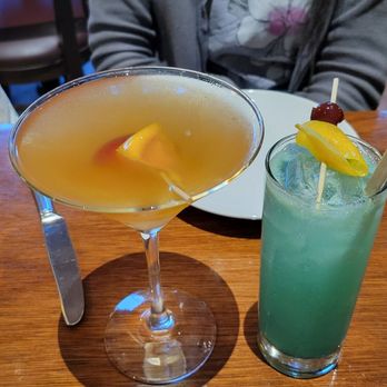 Wood Tavern - Purple Haze (left) and Defying Gravity (right) - New American Near Me - Oakland, California Wood Tavern - Purple Haze (left) and Defying Gravity (right) - New American Near Me - Oakland, California