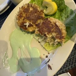 Bonvue Inn - Crab cakes