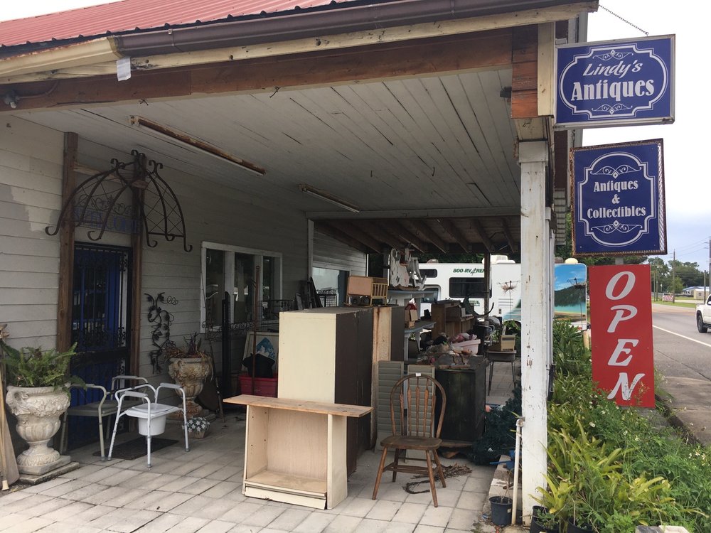 Country Store Antiques Image