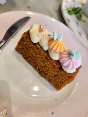 Peggy Porschen Belgravia Ltd by null