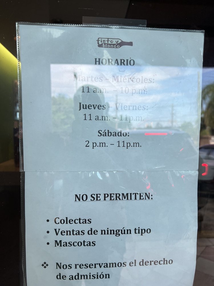 TINTO Y BLANCO 31 Photos & 25 Reviews Carazo St S/N, Guaynabo