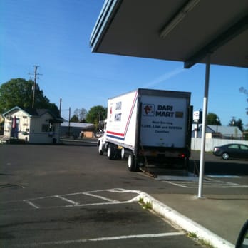 Darimart - a delivery truck parked in a parking lot - Grocery Near Me - Brownsville, Oregon Darimart - a delivery truck parked in a parking lot - Grocery Near Me - Brownsville, Oregon