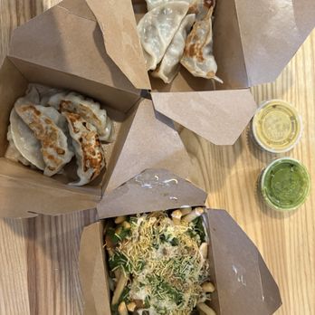 Momo Cha - Pork and Chicken Momos, French Fry Chaat - Himalayan/Nepalese Near Me - Detroit, Michigan Momo Cha - Pork and Chicken Momos, French Fry Chaat - Himalayan/Nepalese Near Me - Detroit, Michigan