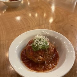 A Taste of Victoria Food Tours - 1st tasting.