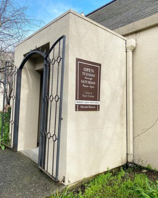 Robert Louis Stevenson Museum by null