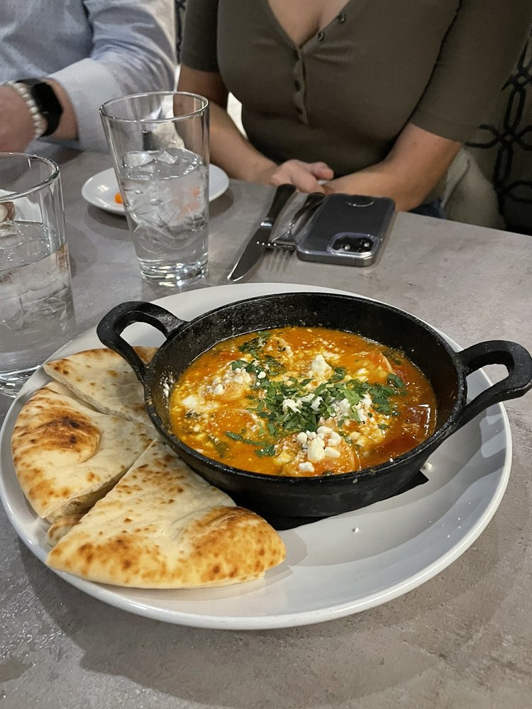 Social spots from Yianni's Taverna