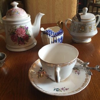 Candella Tea Room - Tea Rooms Near Me - London, XGL