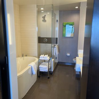 Vdara - Hotels Near Me - Las Vegas, Nevada Vdara - Hotels Near Me - Las Vegas, Nevada