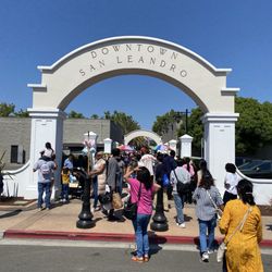 San Leandro Plaza