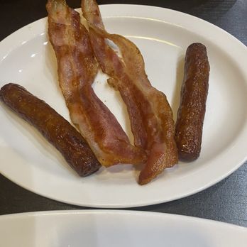 Stacked Pancake & Breakfast House - Sausage and Bacon - Breakfast & Brunch Near Me - Niagara Falls, Ontario