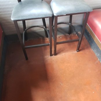 Chili's - This place is so dirty everywhere! Disgustingly gross! I can't imagine what the kitchen looks like! - Bars Near Me - Corpus Christi, Texas Chili's - This place is so dirty everywhere! Disgustingly gross! I can't imagine what the kitchen looks like! - Bars Near Me - Corpus Christi, Texas