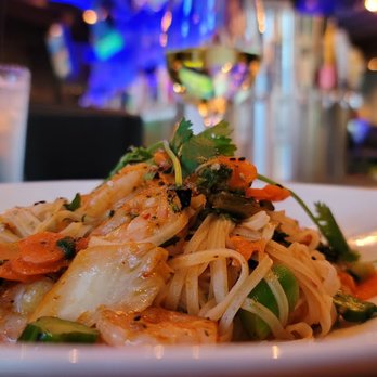 Yard House - Bars Near Me - Temecula, California