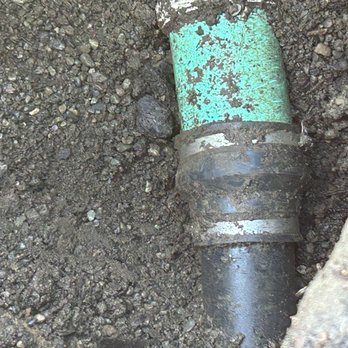 Beacon Plumbing - Seattle - Bad rubber pipe connection - Plumbing Near Me - Seattle, Washington Beacon Plumbing - Seattle - Bad rubber pipe connection - Plumbing Near Me - Seattle, Washington