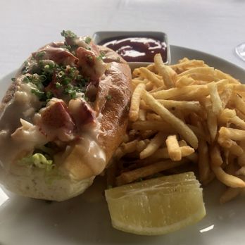 Prime - Maine Lobster Roll - American Near Me - Huntington, New York Prime - Maine Lobster Roll - American Near Me - Huntington, New York