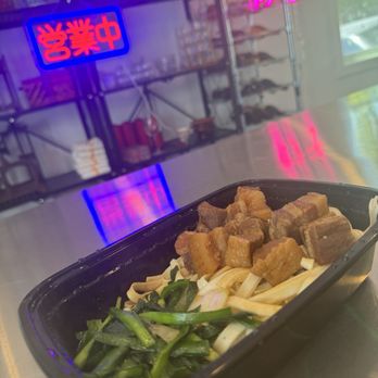 Bazaar Sonoma - Grab n go pork adobo Mmm - Desserts Near Me - Forestville, California Bazaar Sonoma - Grab n go pork adobo Mmm - Desserts Near Me - Forestville, California