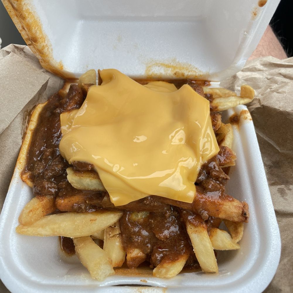 Chill cheese fries Chill cheese fries