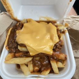 Chill cheese fries Chill cheese fries