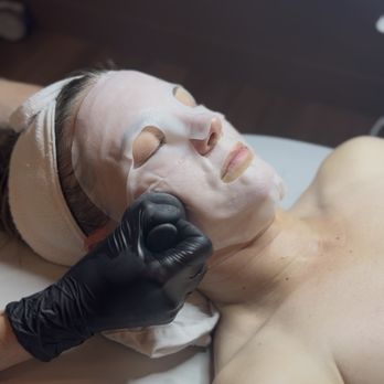 Grove and Kane - Advanced Hydration Treatment - Skin Care Near Me - Everett, Washington Grove and Kane - Advanced Hydration Treatment - Skin Care Near Me - Everett, Washington