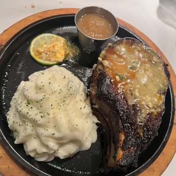 Perry's Steakhouse & Grille - Memorial City - Steakhouses Near Me - Houston, Texas Perry's Steakhouse & Grille - Memorial City - Steakhouses Near Me - Houston, Texas