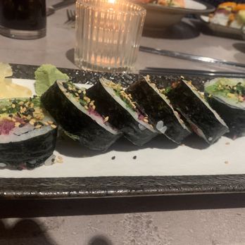 Rayza's Restaurant - Veggie roll... tasty but basic, and not too exciting - Sushi Bars Near Me - Daphne, Alabama