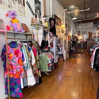 Decaydence Vintage - Used, Vintage & Consignment Near Me - Grand Rapids, Michigan Decaydence Vintage - Used, Vintage & Consignment Near Me - Grand Rapids, Michigan