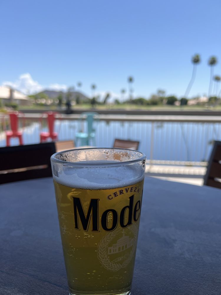 Water’s Edge Icehouse