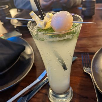Jinsoy - Lychee mojito mocktail - Halal Near Me - New Brunswick, New Jersey