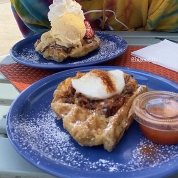 Shaky Alibi - Waffle sundae & savory waffle - Coffee & Tea Near Me - Los Angeles, California