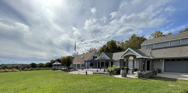 Stonington Vineyards by null