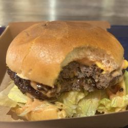 Cafetaria De Prins - Double Royal Hamburger
