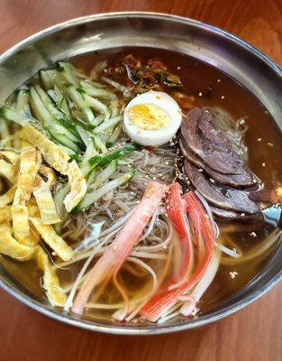 La Wine Bar & Restaurant by null