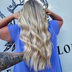 Upwest Salon