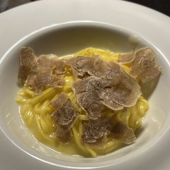 Voglia di Vino Locanda - Tajarin al burro, Tartufo Bianco^ 0937 Fresh Hand Made Noodle "Tajarin", White Truffle - Piemonte Near Me - Alba, CN Voglia di Vino Locanda - Tajarin al burro, Tartufo Bianco^ 0937 Fresh Hand Made Noodle "Tajarin", White Truffle - Piemonte Near Me - Alba, CN