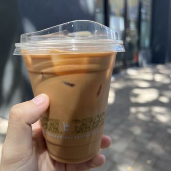 elaichi co. - Iced Karak Chai - Coffee & Tea Near Me - Berkeley, California