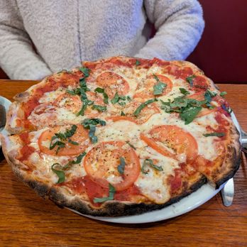 In The Wood - Margarita pizza - Gastropubs Near Me - Berkeley, California In The Wood - Margarita pizza - Gastropubs Near Me - Berkeley, California