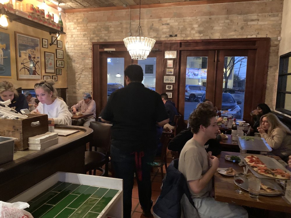 Olivella's Pizza And Wine, Dallas Roadtrippers