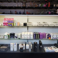 Wesley's Vape & Hops Shop