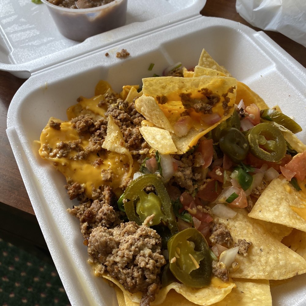 Los Robles Mexican Restaurant - carne asada nachos - Mexican Near Me - Denver, Colorado