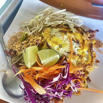 Thai Victory Restaurant - Pad Thai - Thai Near Me - North Hollywood, California