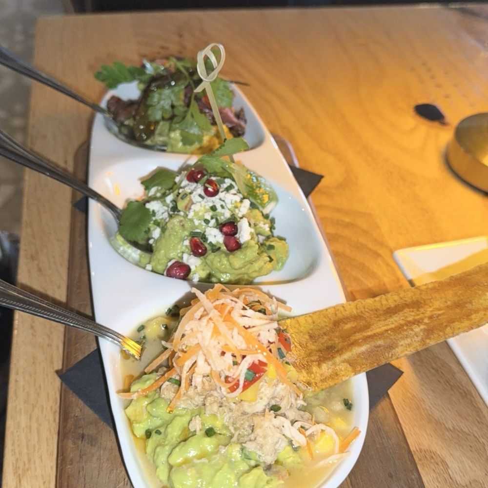 Mole Mexican Kitchen - Guacamole Tasting - Mexican Near Me - Palm Desert, California Mole Mexican Kitchen - Guacamole Tasting - Mexican Near Me - Palm Desert, California