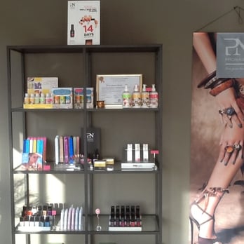 Diamond Nails - Nail Salons Near Me - Schoten, VAN