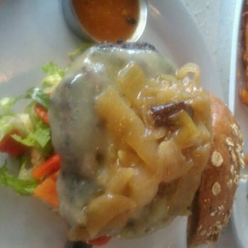 The Counter - Burgers Near Me - Honolulu, Hawaii