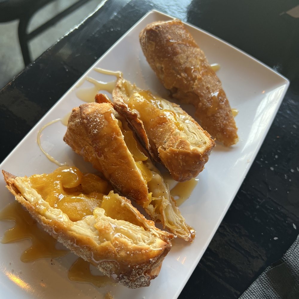 Phlavz - Peach Cobbler Rolls - Sports Bars Near Me - Chicago, Illinois