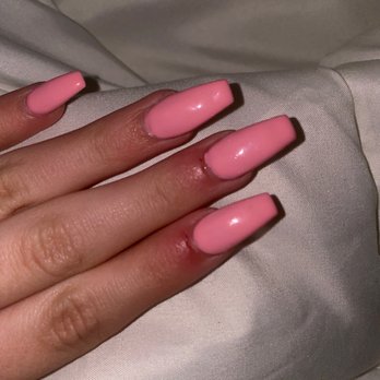 Polish Nail Bar - Bleeding and very irritated - Nail Salons Near Me - Kingsport, Tennessee