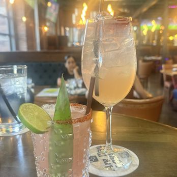 Draft Republic San Marcos - Prickly margarita and sparkling Paloma Split - Beer Gardens Near Me - San Marcos, California Draft Republic San Marcos - Prickly margarita and sparkling Paloma Split - Beer Gardens Near Me - San Marcos, California