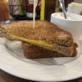 The Grill at Willowbrook - Grilled Cheese with American and cottage cheese - New American Near Me - Lakeside, California The Grill at Willowbrook - Grilled Cheese with American and cottage cheese - New American Near Me - Lakeside, California