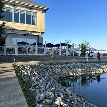 Duckies Dairy Bar - a view of the restaurant from the water - Ice Cream & Frozen Yogurt Near Me - Oakville, Ontario Duckies Dairy Bar - a view of the restaurant from the water - Ice Cream & Frozen Yogurt Near Me - Oakville, Ontario