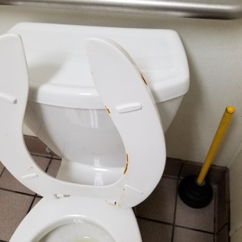 H&S Energy - Extra Mile - Poop on the seat. The toilet looked as if it was cleaned but not thoroughly. - Gas Stations Near Me - Sacramento, California H&S Energy - Extra Mile - Poop on the seat. The toilet looked as if it was cleaned but not thoroughly. - Gas Stations Near Me - Sacramento, California